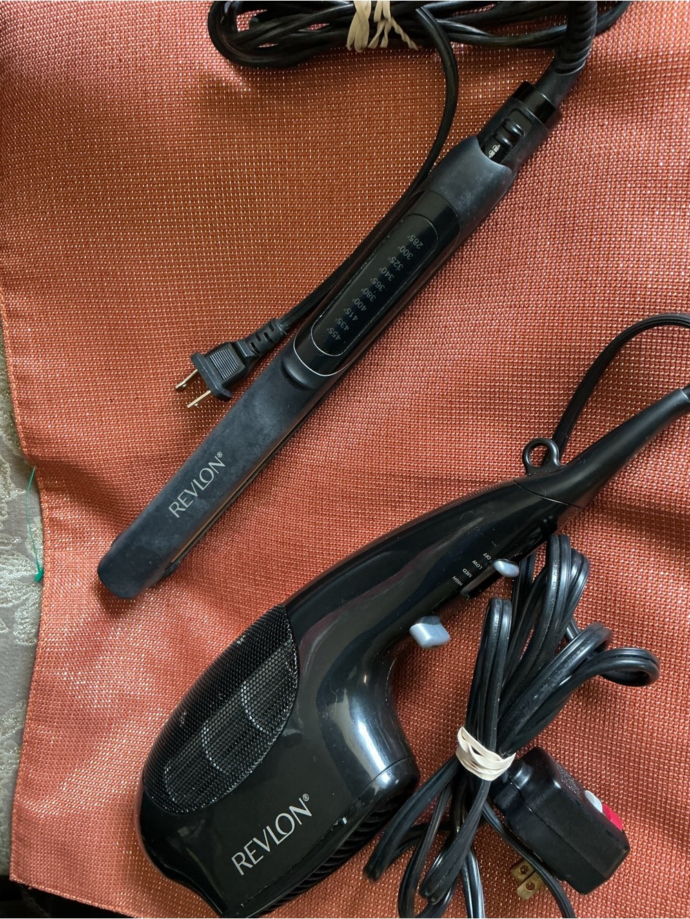 Revlon Men's Black Travel Hair Styler & Lint Remover Duo